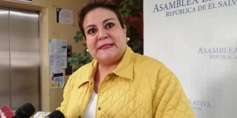 margarita-escobar-pide-a-salvadorenos-abrir-los-ojos-y-acusa-al-gobierno-de-quebrar-el-pais